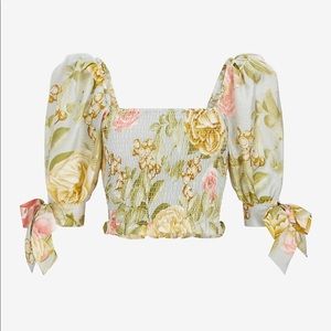 EXPRESS TOP Floral square neck smocked M